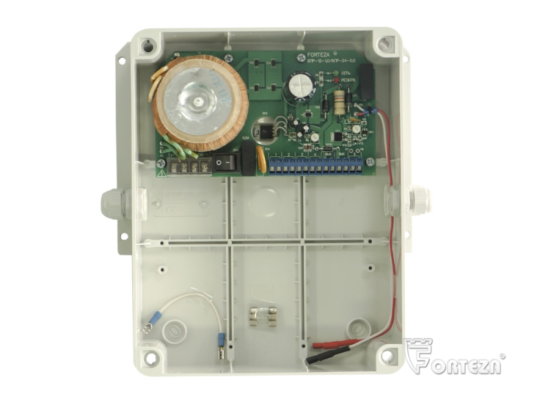 БПР-24-0,5 - Блоки питания резервированные 27В/0,5А. Улица. Крепление проводов – «под винт». Предусмотрена возможность установки аккумулятора. ~ 220В. -40°…+50°С. 254х246х124 мм Блоки питания резервированные 27В/0,5А. Улица. Крепление проводов – «под винт». Предусмотрена возможность установки аккумулятора. ~ 220В. -40°…+50°С. 254х246х124 мм