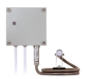 ИК извещатель пожарный открытого пламени "Пульсар 3-014" имеет 2 диапазона спектральной чувствительности. Оптический элемент соединяется с блоком извещателя электрическим кабелем КЭ2 длиной от 1&nbsp;&nbsp;до 20 м. Оболочка IP55.