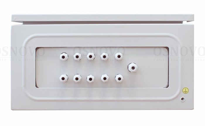 Уличный коммутатор c грозозащитой портов PoE на базе уличной станции OSNOVO OS-441. Порты: 6 x FE (10/100Base-T) с PoE (до 30W) + 2 x FE (10/100Base-T) с PoE (до 60W) + 1 x GE (10/100/1000Base-T) + 2 x GE SFP (1000Base-X). Суммарный бюджет PoE до 240W. 