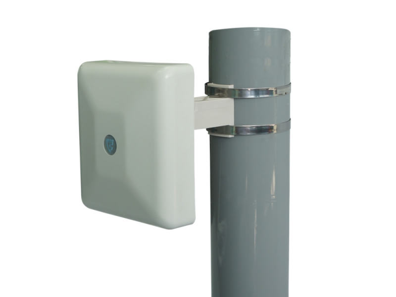 Радиоволновый двухпозиционный извещатель, До 50 метров, узкая зона обнаружения. частота 24,15 ГГц. -50°...+80 °С. Взрывозащищенное исполнение.