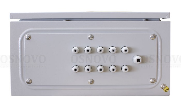 Уличный управляемый (L2+) коммутатор на 10 портов с термостабилизацией, резервным питанием и функцией мониторинга температуры/влажности/напряжения на базе уличной станции OS-44TB1. Порты: 1 x GE (10/100/1000Base-T) с PoE (до 90W, IEEE 802.3bt) + 7 x GE (10/100/1000Base-T) с PoE (до 30W) + 2 x GE SFP (1000Base-X). Суммарный бюджет PoE до 240W