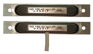 Магнитоконтактный для металлических поверхностей; контакты размыкаются при тревоге, 10 мм (контакты замкнуты), 15 мм (контакты разомкнуты); Корпус из нержавеющей стали.