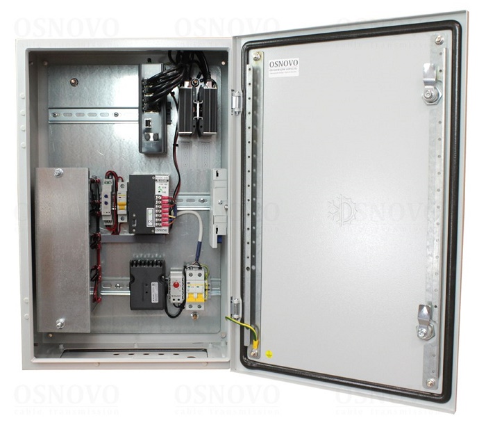 Уличный коммутатор с термостабилизацией, грозозащитой и резервным питанием на базе уличной станции OSNOVO OS-44TB1. Порты: 6 x FE (10/100Base-T) с PoE (до 30W) + 2 x FE (10/100Base-T) с PoE (до 60W) + 1 x GE (10/100/1000Base-T) + 2 x GE SFP (1000Base-X)