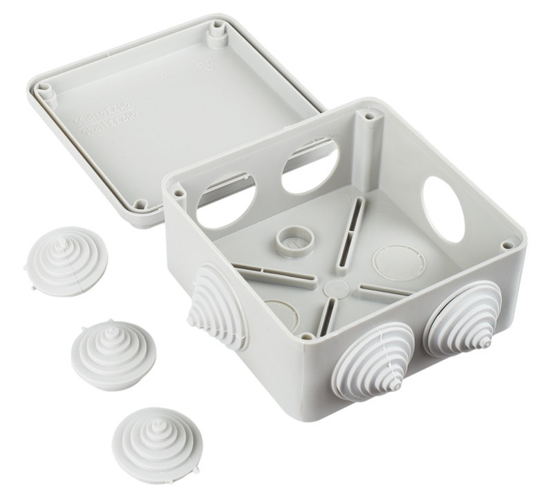 Коробка распаячная КМ41234 для открытой проводки безгалогенная (HF) 100х100х50мм IP55 6 гермовводов