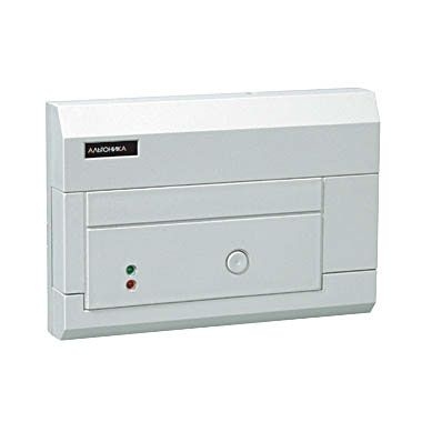 Передатчик-коммуникатор Риф Стринг, стационарный, 4 ШС с оконечными резисторами, вход Взят/Снят