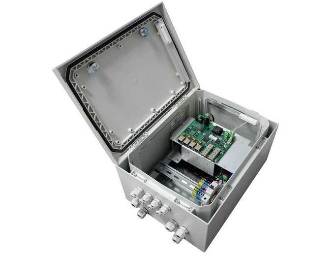 PSW-2G+Box - Уличный коммутатор управляемый 1Гбит/с для подключения 4 камер, Два SFP-слота, Встроенный оптический кросс, 60Вт на всех портах Уличный коммутатор управляемый 1Гбит/с для подключения 4 камер, Два SFP-слота, Встроенный оптический кросс, 60Вт на всех портах