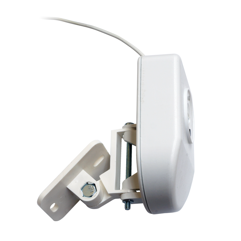 Извещатель пламени ИК/УФ адресный. Чувствительность к ТП5 - 30 м, ТП6 - 12 м. Корпус из пластика, защита оболочки IP66. Питается по двухпроводной линии от «С2000-КДЛ», от -40 до +55 °С