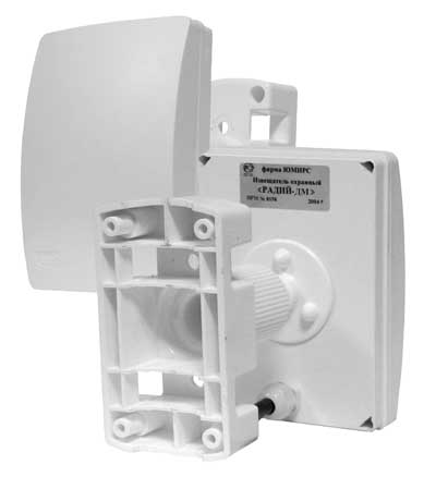 5…50 м., от -40 до +65ºС, 8…30 В, 25 мА. Рекомендуется для коротких участков. Увеличенное сечение зоны обнаружения.&nbsp;&nbsp;Устойчив к вибрациям.&nbsp;&nbsp;Не требует юстировки.&nbsp;&nbsp;Автоматическая настройка чувствительности для стандартных участков. Отсутствие взаимного влияния между соседними извещателями (4 частотные литеры)