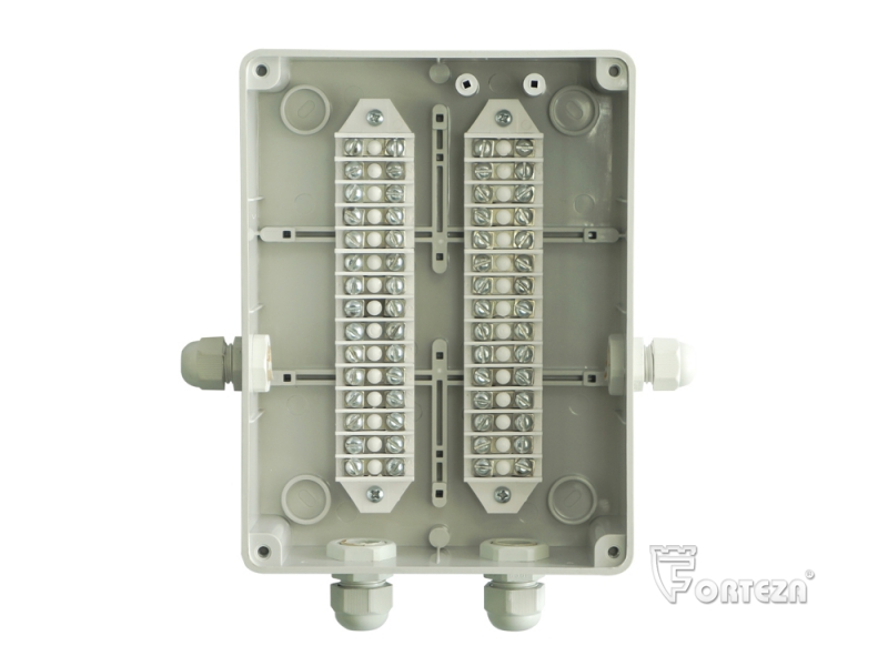 Коробка распределительная, 30 цепей, IP-55, гермоввод 2 шт(PG9)/ 2 шт (PG11), поликарбонат, 190х218х100 мм, -50...+80 °С