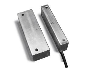 Извещатель магнитоконтактный взрывозащищённый, 0Ех ia IIC T6 Ga Х, РЗН, Корпус-НЕРЖАВЕЙКА, переключающий, на металл, раст.сраб 70 мм, металлорукав из нержавеющей стали , 1000 мм.