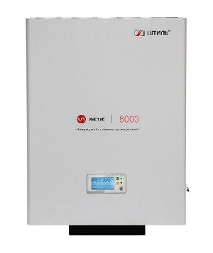 Стабилизатор переменного напряжения инверторный (с двойным преобразованием) однофазный, чистая синусоида; P-нагр.8 кВА/7.2 кВт, U-вх.90…310В, U-вых.220…230 (с шагом 1В), I-вых.36 А; IP20, t-раб.+5…+40°C, 370х498х101 мм