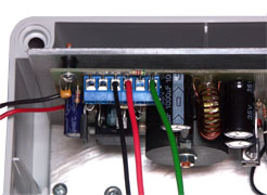 Термостат с АКБ 26 Ач.&nbsp;&nbsp;Обеспечивает нормальную работу АКБ до минус 40°С. Ток, потребляемый термостатом в режиме подогрева АКБ, - 2,0 А.