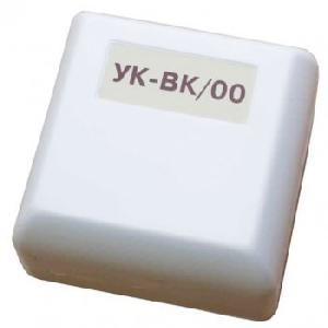 Релейный усилитель на два канала. Входное напряжение 12 В, ток - 40 мА. Выходное напряжение - до 245 В, ток - до 5 А. Контакты на замыкание.