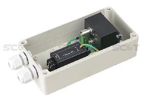 Активный передатчик видео сигнала по витой паре до 2000м (в паре с TTA111VHA) в уличном исполнении (IP65) с грозозащитой SP004, передача видео до 960H/700ТВЛ до 1500м (в паре с TTA111VHA-960H). Вх. -  BNC/Клм.(2pin/DC12V). Вых. - Клм.(2pin/линия).