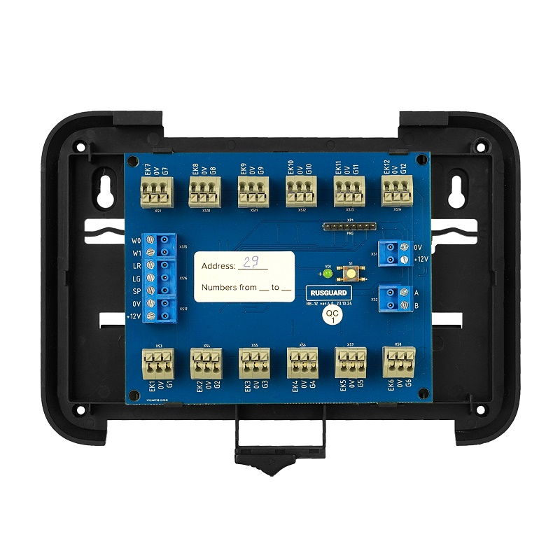 Модуль расширения. Пластиковый корпус без блока птания. RS-485. Работа совместно с контроллерами серии CMS. Контроль и управление до 12 устройствами. 