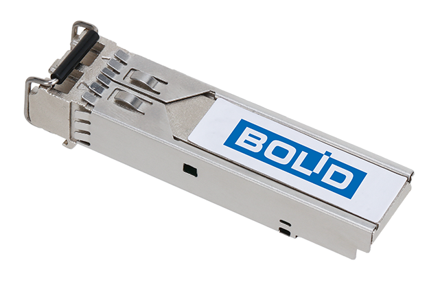 Модуль SFP+ предназначен для передачи и приема оптических сигналов между сетевыми устройствами, соединенными волоконно-оптическими линиями связи. Поддерживает передачу данных со скоростью до 10 Гб/с по одномодовому оптоволокну на расстояние до 300 м.