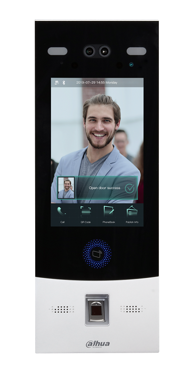 Вызывная панель c распознаванием лиц и отпечатков пальцев, В устройстве применяется алгоритм распознавания лиц глубокого обучения. Поддерживает открытие через сканирование отпечатка пальца, распознавание лица, IC карту, пароль, QR-код и их комбинации. 
