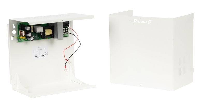 Источник бесперебойного питания 12В, 15А, металлический корпус под АКБ 40 Ач, защита АКБ, электронная защита выхода от КЗ и перегрузки с самовосстановлением.