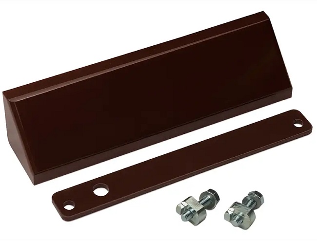 Комплект монтажа для крепления замка AL-150 на L-образном уголке с декоративным кожухом и планкой М150, цвет коричневый