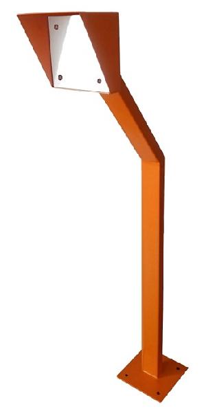 Наклонная стойка (150 град.) для установки считывателя, высота 1270 мм, труба 30х60 мм, защитный кожух 150х150мм с диэлектрической пластиной, основание 180х180 мм, электрический клеммник