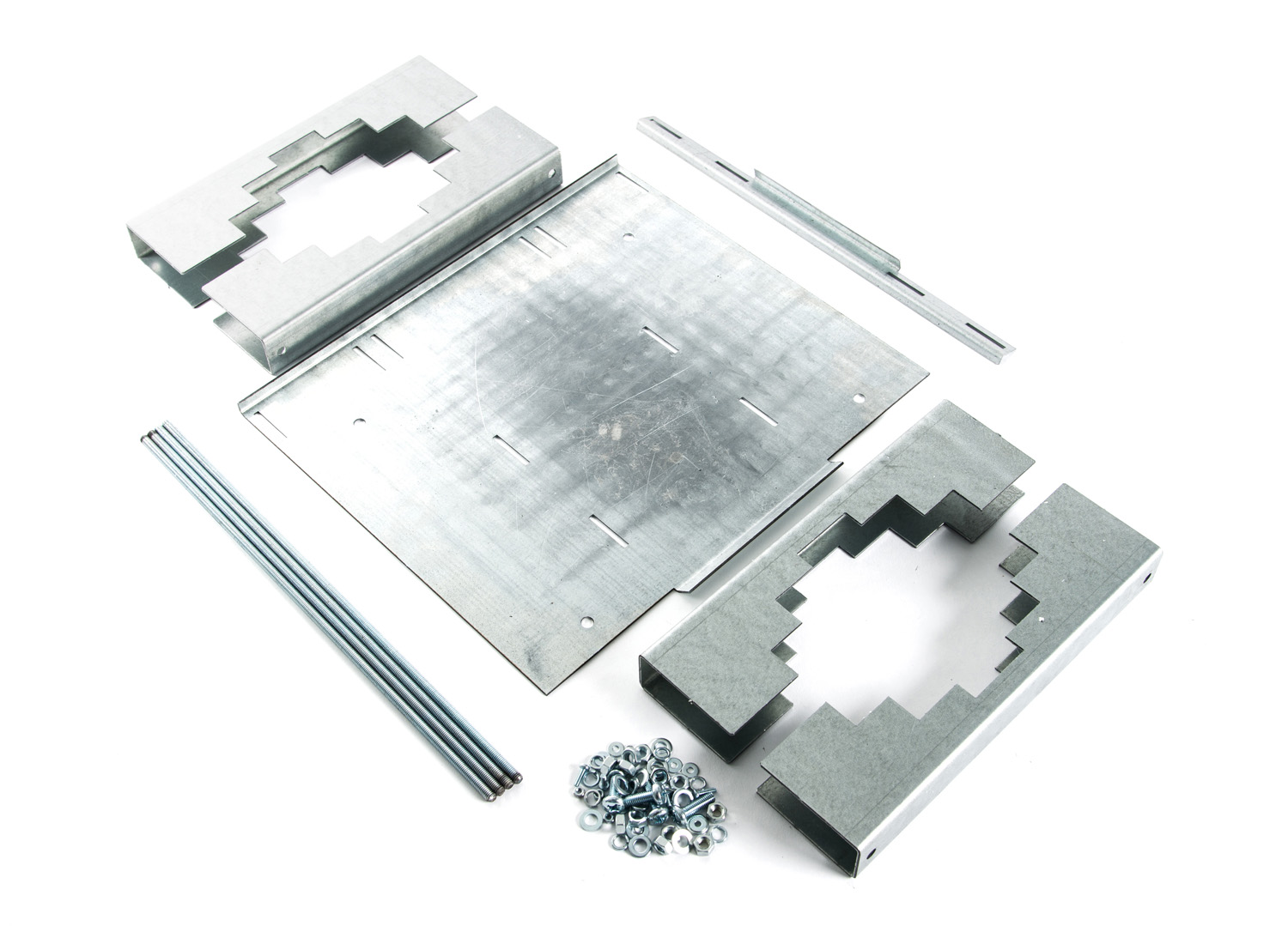 Кронштейн для установки на столбах и опорах источников питания уличного исполнения.