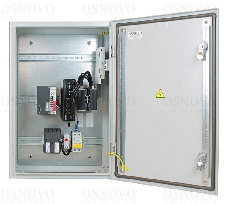 Уличный коммутатор с термостабилизацией и грозозащитой портов PoE на базе уличной станции OSNOVO OS-46T1. Порты: 6 x FE (10/100Base-T) с PoE (до 30W) + 2 x FE (10/100Base-T) с PoE (до 60W) + 1 x GE (10/100/1000Base-T) + 2 x GE SFP (1000Base-X). Суммарный бюджет PoE до 240W. 