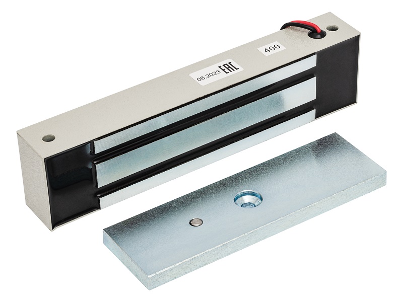 Электромагнитный влагозащищенный замок IP67, 12V DC, не более 0,5 A, усилие 400 кг,  222x52х34 мм. Масса 3280 г., уголок в комплекте. Механический компенсатор устранения эффекта остаточной намагниченности на якоре замка. Цвет серый. -40°С…+40°С