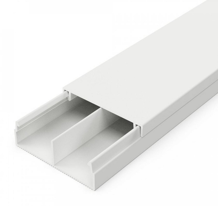 Кабель-канал белый 2-й замок 30х10 мм с перегородкой (64м/уп)