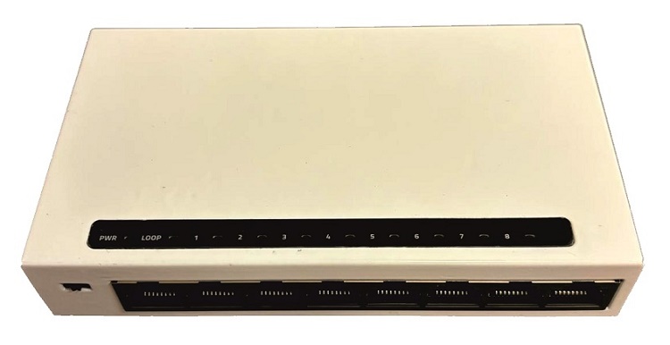 Коммутатор неуправляемый предназначен для объединения в локальную сеть всех компонентов системы. Тип разъемов RJ-45. 8 портов 10/100/1000 Мбит/с. +5...+40°C; 139х80х26 мм