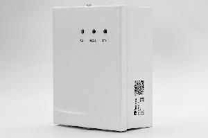 Импульсный блок бесперебойного питания. 12V, ном. 1,0А, под 1 АКБ 1,2 А, металлический корпус, защита от перегрузки, КЗ, от глубокого разряда АКБ, IP30