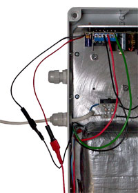 Термостат с АКБ 7 Ач. Устанавливается внутрь корпуса СКАТ - 1200 исп. 5. Обеспечивает нормальную работу АКБ до минус 40°С. Ток, потребляемый термостатом в режиме подогрева АКБ, - 1,0 - 1,1А.