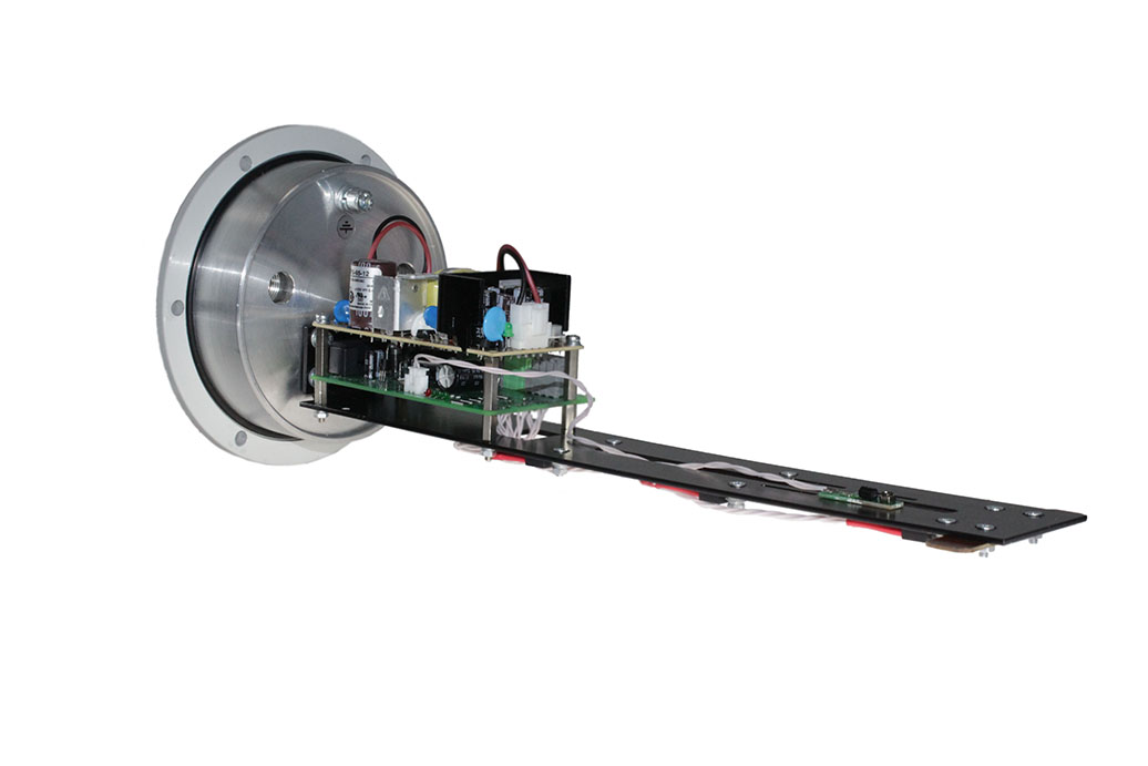 Термокожух взрывозащищенный из алюминиевого сплава. Питание кожуха по PoE IEEE 802.3at. Темп. диап: - 60...+55°С. Грозозащита, Подогрев, холодный старт, защита от переполюсовки и КЗ. Полезн. внутр. объем 80х80х260 мм. Uпит камеры 12 VDC. IP68. Маркир. взрывозащиты 1ЕхdIICТ5/Т6.