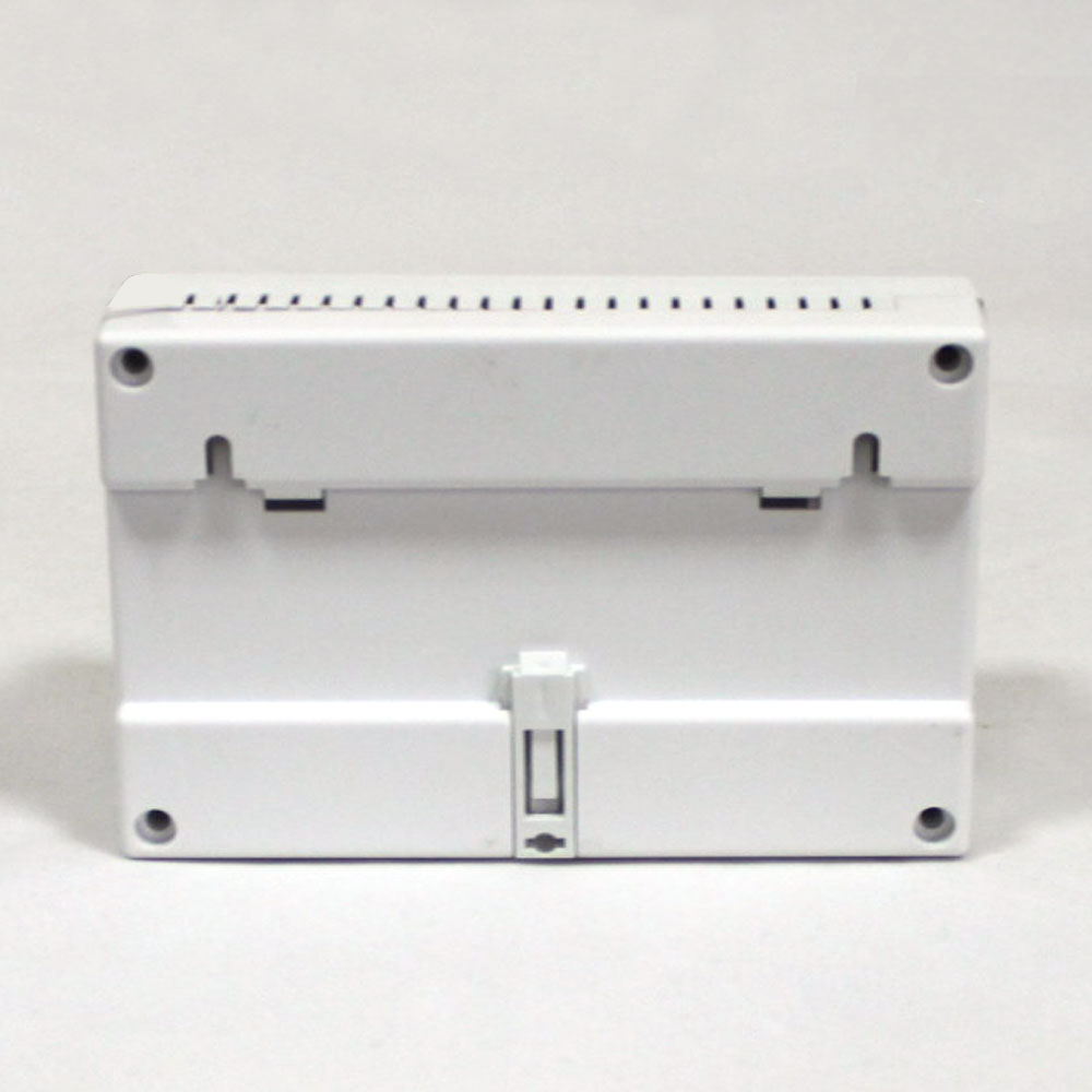 Защитно-коммутационное устройство для коммутации и защиты от КЗ линии питания 9-28 В,&nbsp;&nbsp;8 каналов по 0,5 А;