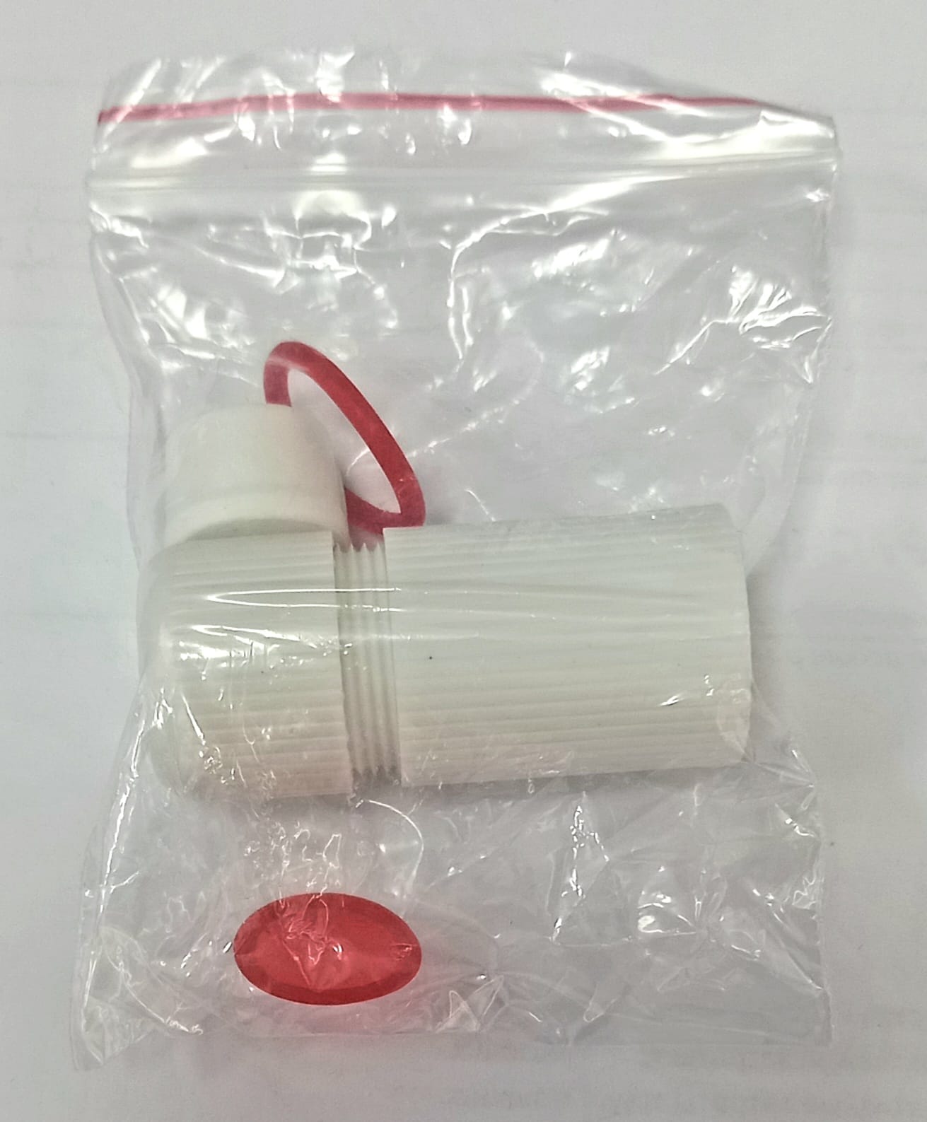 PоE сплиттер; IEEE 802.3af; 1хRJ45 входное напряжение DC 48 В(15Вт); 1х 2.1x5.5x12мм выходное напряжение DC 12В/1А; Метод A/B; -45...+45; 105x18 мм.