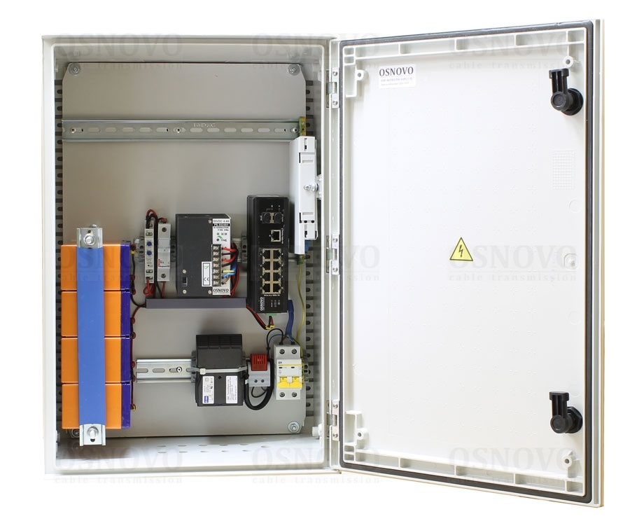 Уличный коммутатор с термостабилизацией и резервным питанием. Порты: 6 x FE (10/100Base-T) с PoE (до 30W) + 2 x FE (10/100Base-T) с PoE (до 60W) + 1 x GE (10/100/1000Base-T) + 2 x GE SFP (1000Base-X). Пластиковый шкаф 400х600х230мм