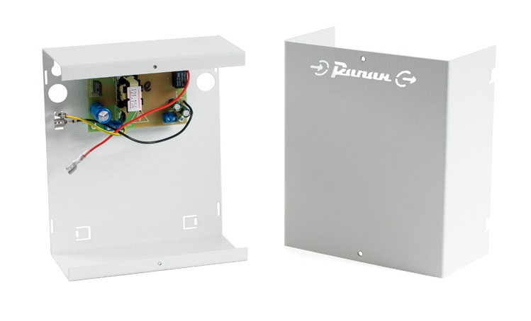 Источник питания 12 В, 3 А, металлический корпус под АКБ 7 Ач, защита АКБ, защита выхода от КЗ и перегрузки.