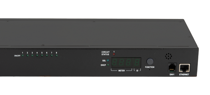 Блок  контролируемых электрических розеток TLK, SW - Switched, (включение и отключение каждой розетки, измерение общего потребления и отправка показаний через LAN), 19", 8 розеток C13, макс. нагрузка 16 А, шнур питания 3 м., вилка С20, цифровое измерение силы тока на входе, металлический корпус, Счетчик кВт*ч, макс. мощность 4000 Вт, 432*44,45*125 мм, цвет черный.