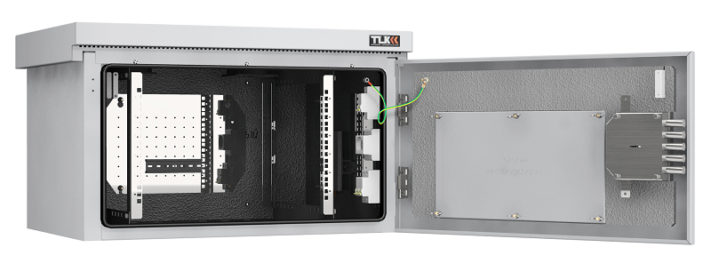 Шкаф настенный климатический, Lite, IP55, Ш821хВ482хГ566 мм, цвет серый, муар, RAL 7035. Комплектация: монтажные направляющие - 2 пары, рым-болт М8 - 4 шт., сальник-ввод отверст. 32 мм - 6шт., монтажная панель – 3 шт., дин-рейка – 6 шт.