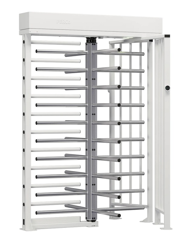 Полноростовый роторный турникет с электромеханическим приводом. Для эксплуатации внутри помещений и на открытом воздухе. Исполнение: корпус - оцинкованная сталь, светло-серый цвет; ротор, планки - нержавеющая сталь. Стойка турникета с индикаторами, подсветка зоны прохода, встроенный блок управления, комплект ограждений формирователя прохода, пульт 