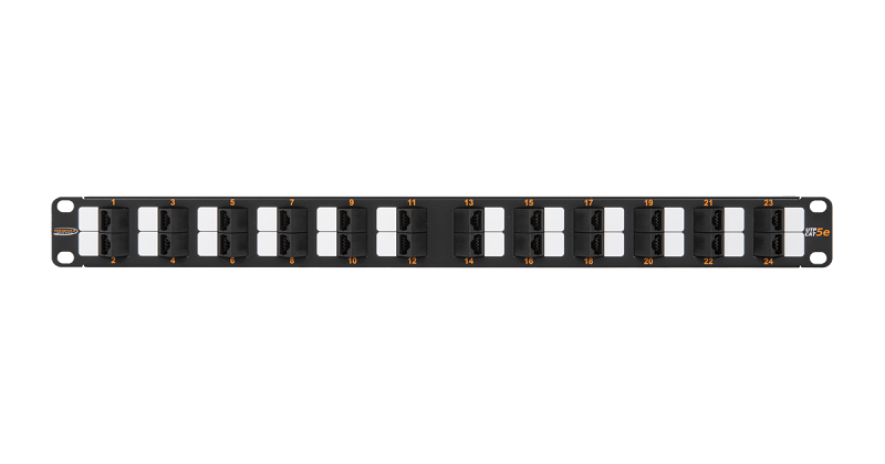 Коммутационная панель 19", 1U, 24 угловых порта, Кат.5e (Класс D), 100МГц, RJ45/8P8C, 110/KRONE, T568A/B, неэкранированная, с органайзером, черная