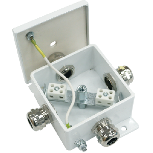Коробка монтажная огнестойкая стальная IP66, четыре ввода, фарфоровый клеммник 4 контакта, до - 6 мм кв., 80х80х68 мм
