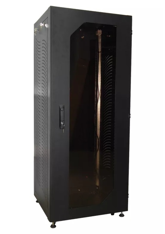 Шкаф телекоммуникационный 19"" напольный 32U чёрный на 8 приборов (RAL 9005, 600x600, полезная глубина 535мм, дверь стекло, в комплекте вентиляторный блок с проводом и вилкой 220В, термостат, кронштейн, два блока розеток на 8 гнезд, 8 полок, 8 фальш панелей, ролики, метизы, провода заземления)