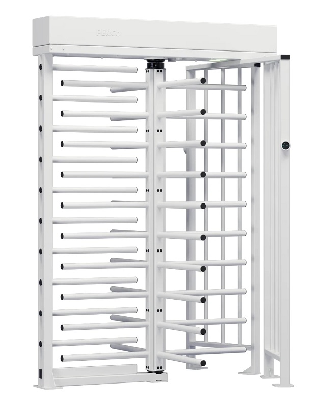 Полноростовый роторный турникет с электромеханическим приводом. Для эксплуатации внутри помещений и на открытом воздухе. Исполнение: корпус - оцинкованная сталь, светло-серый цвет; ротор, планки - оцинкованная сталь, светло-серый цвет. Стойка турникета с индикаторами, подсветка зоны прохода, встроенный блок управления, комплект ограждений формирователя прохода, пульт 