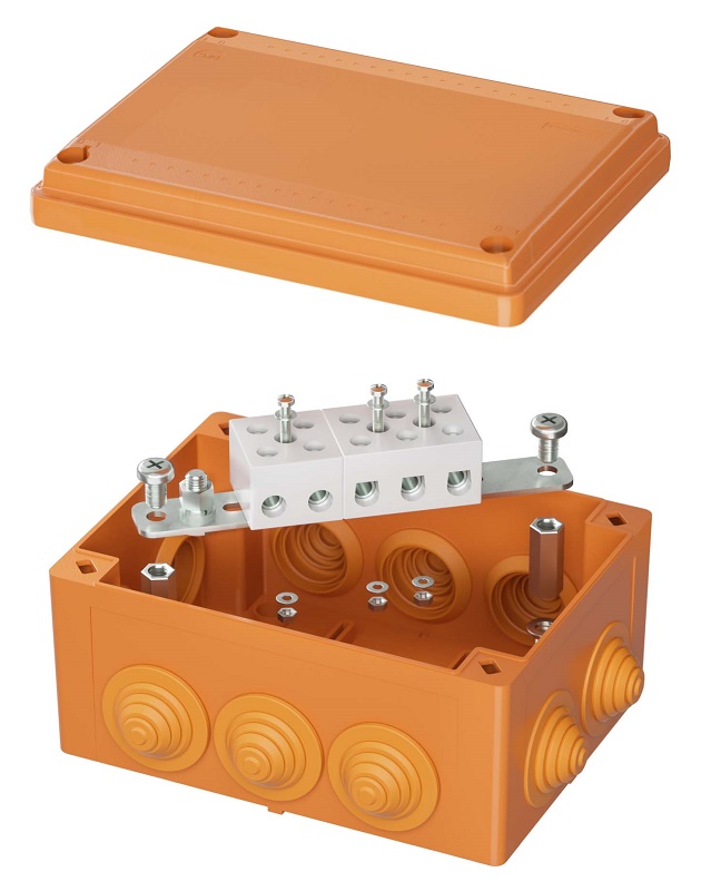 Коробка пластиковая FS с кабельными вводами и клеммниками, IP55, 150х110х70 мм, 5р, 450V, 30A, 16 мм2