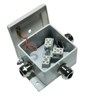 Коробка монтажная огнестойкая стальная IP66, три ввода, фарфоровый клеммник 6 контактов, до - 3 мм кв., 80х80х68 мм