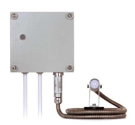 ИК извещатель пожарный открытого пламени "Пульсар 3-014" имеет 2 диапазона спектральной чувствительности. Оптический элемент соединяется с блоком извещателя электрическим кабелем КЭ2 длиной от 1&nbsp;&nbsp;до 20 м. Оболочка IP55.