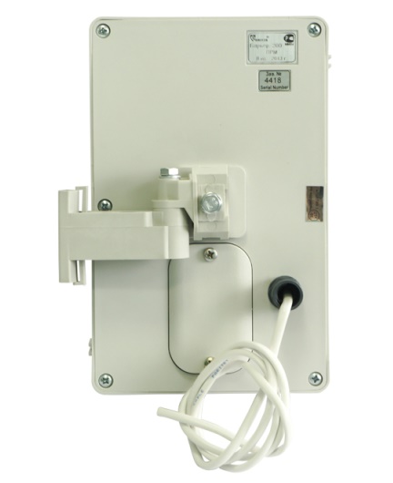 Радиоволновый двухпозиционный извещатель, До 200 метров, узкая зона обнаружения. Четыре частотных литеры. Настройка и контроль с помощью встроенных органов, ноутбука (USB) или Bluetooth. частота 24,15 ГГц. -50°...+80 °С.